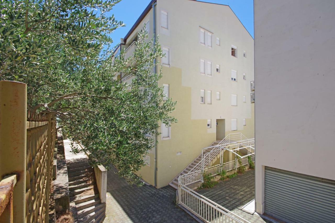Apartment Dalija Baška Voda Exterior foto